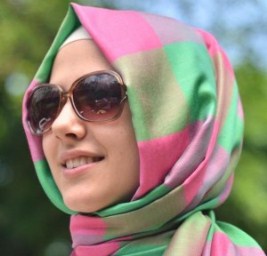 موضة لفات الحجاب التركية بالإشارب الطويل أو الشال